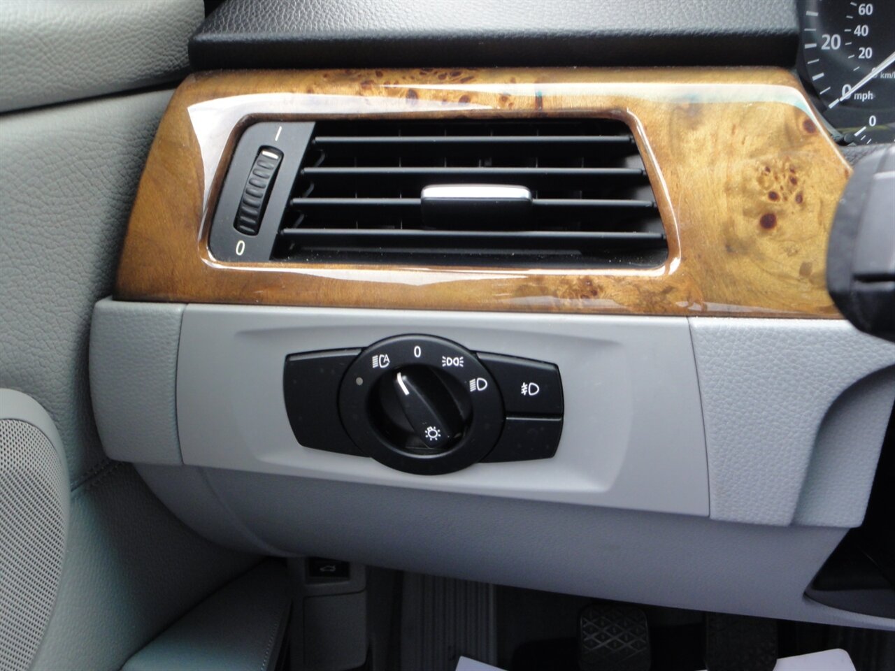 2006 BMW 330i  Premium - Photo 48 - Deland, FL 32720