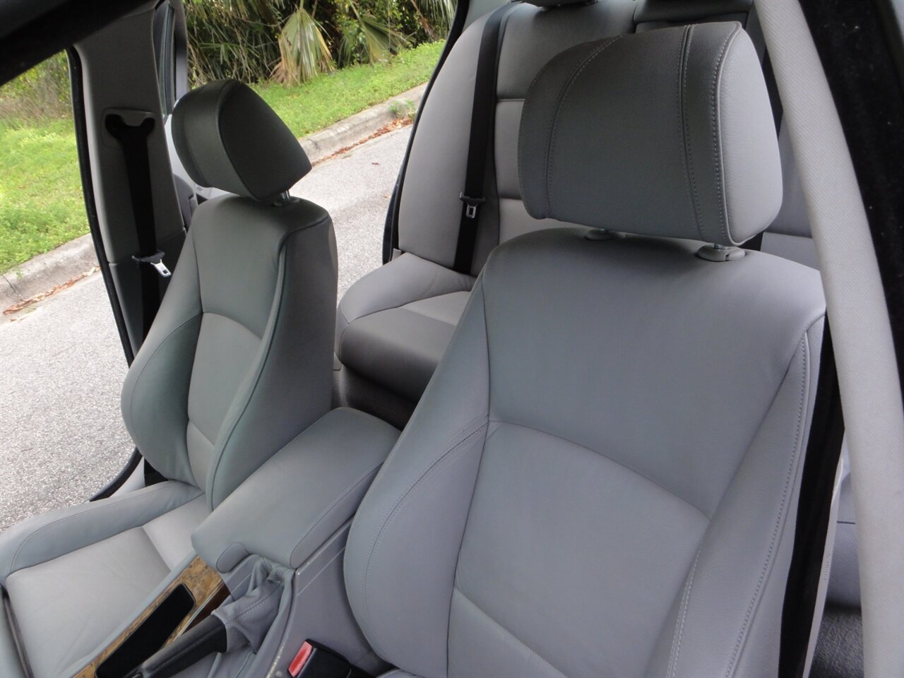 2006 BMW 330i  Premium - Photo 31 - Deland, FL 32720