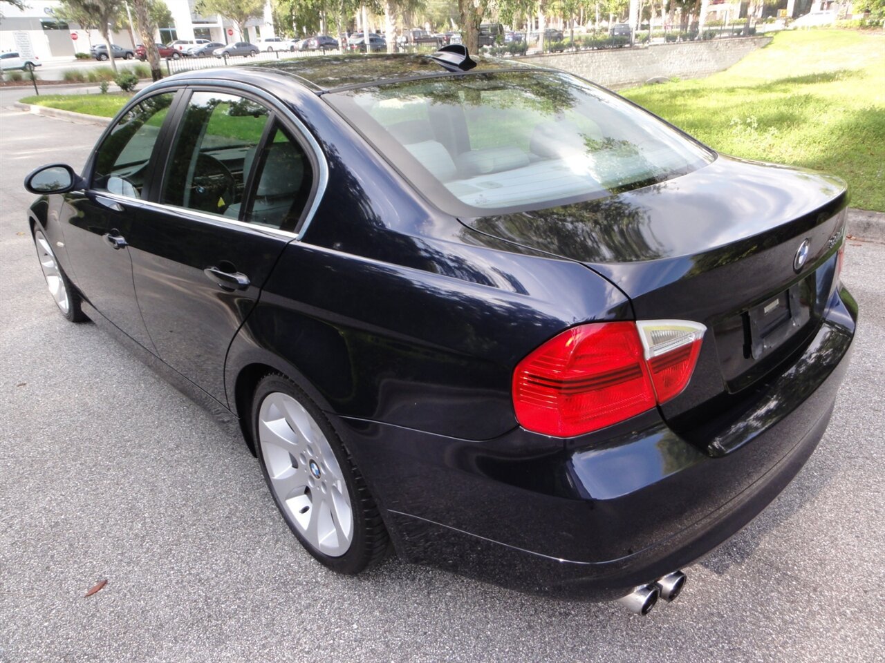 2006 BMW 330i  Premium - Photo 4 - Deland, FL 32720