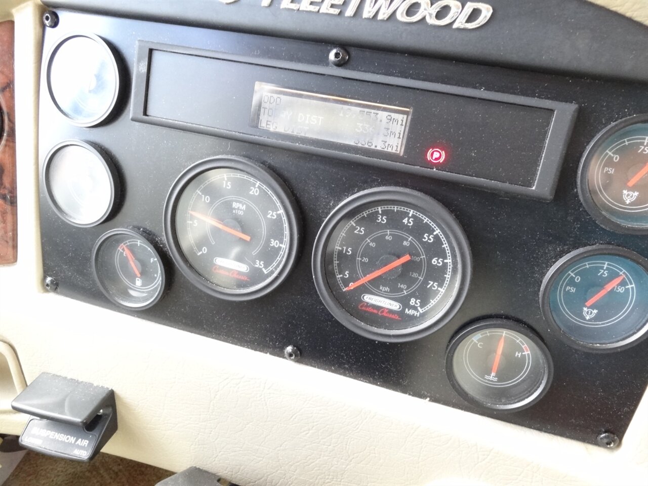 2007 Fleetwood Expedition 38N - Photo 54 - Deland, FL 32720