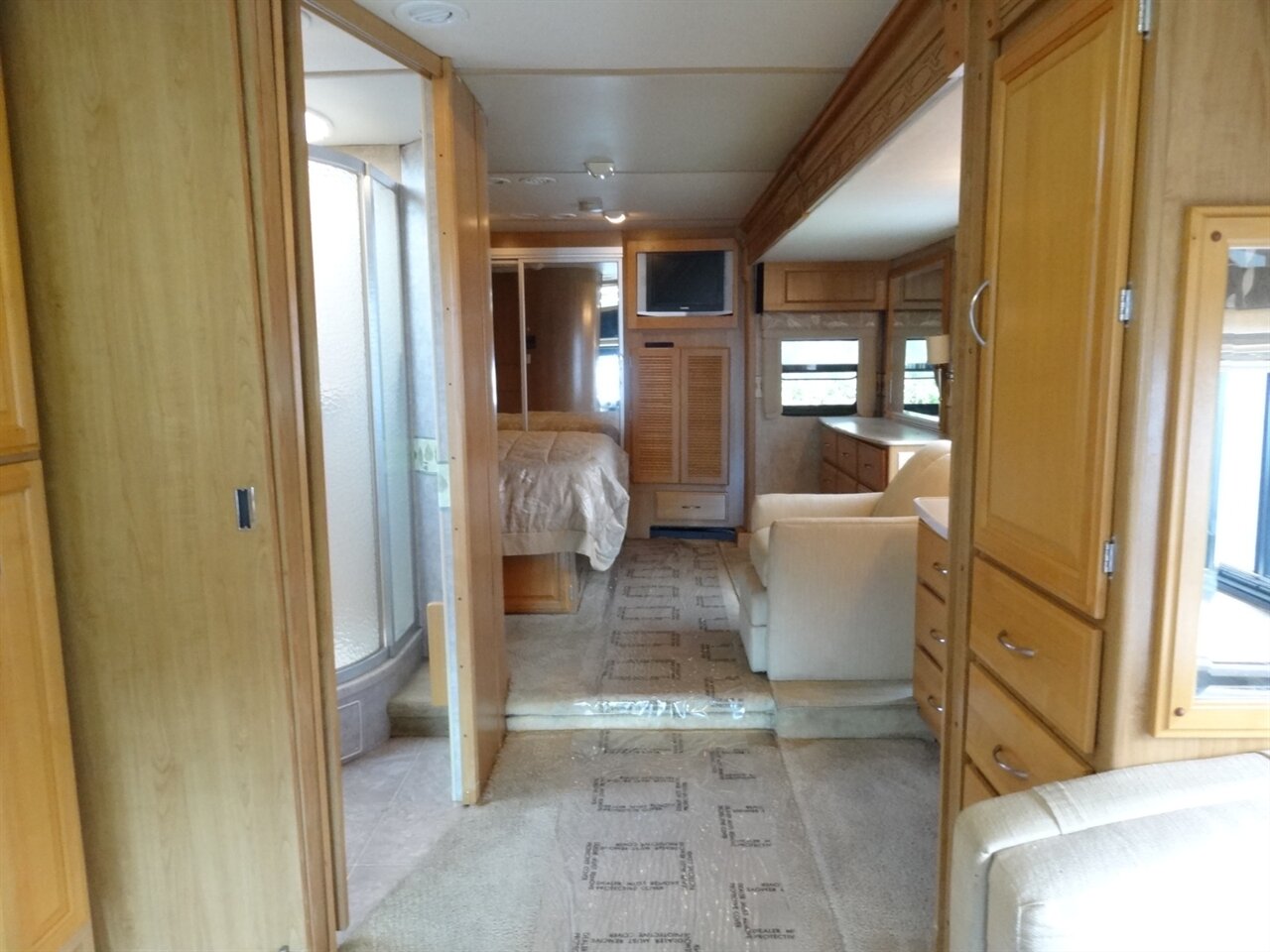 2007 Fleetwood Expedition 38N - Photo 73 - Deland, FL 32720