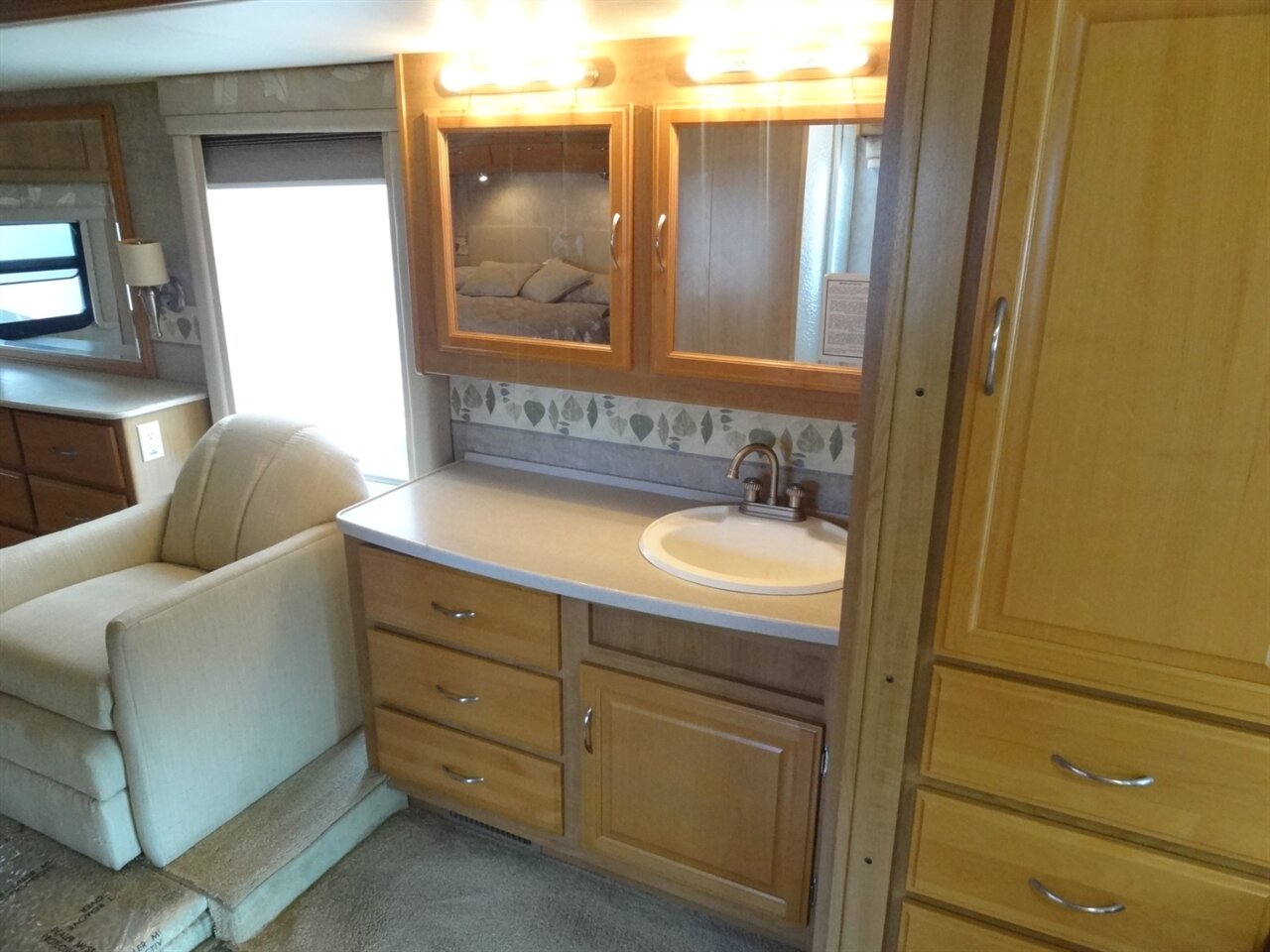 2007 Fleetwood Expedition 38N - Photo 76 - Deland, FL 32720