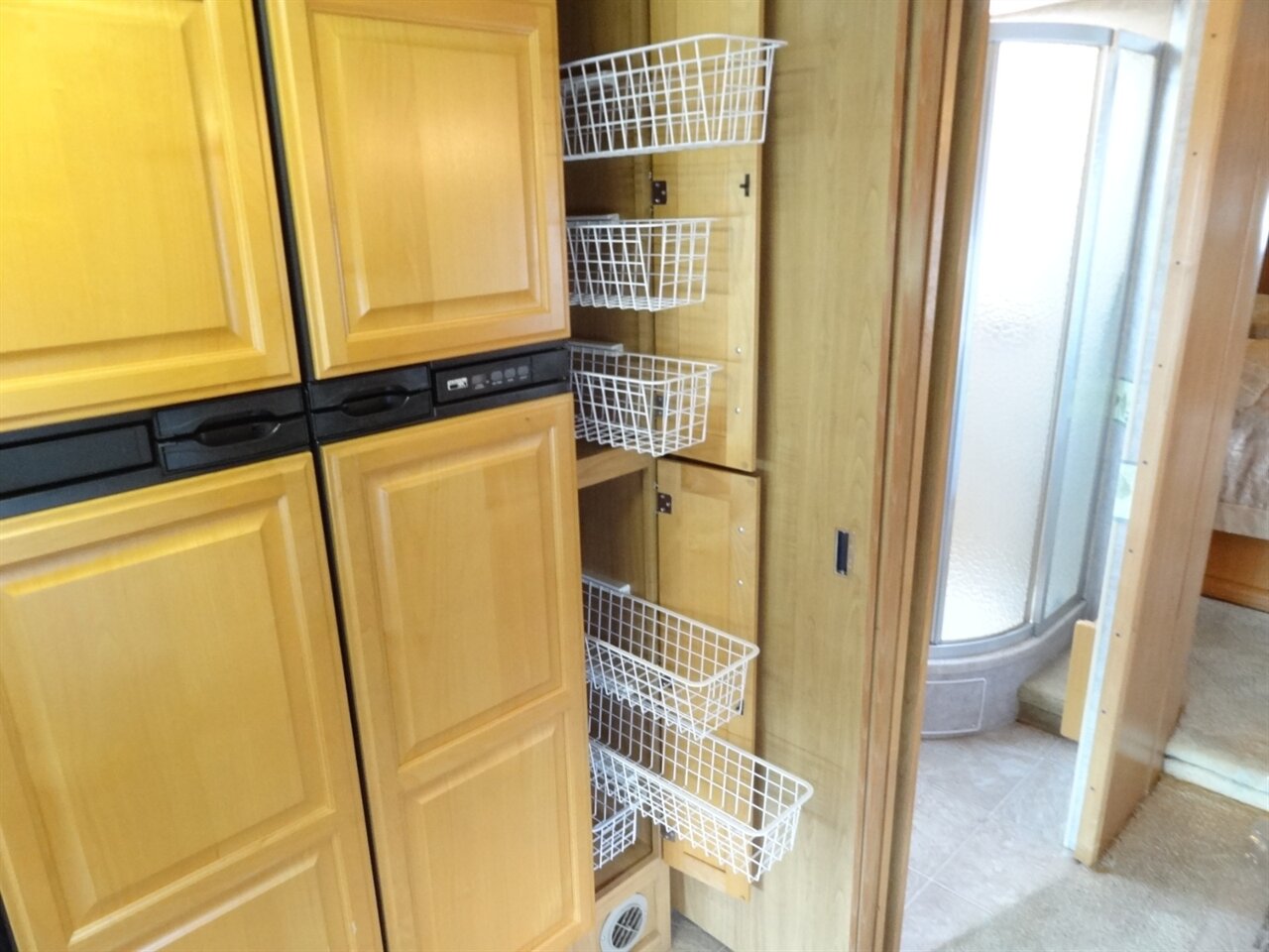 2007 Fleetwood Expedition 38N - Photo 71 - Deland, FL 32720