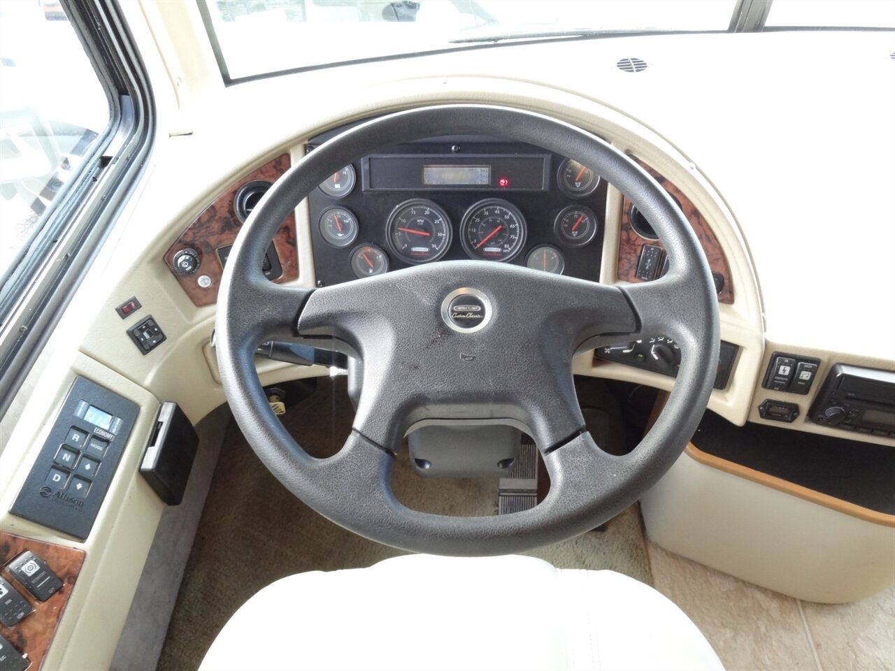 2007 Fleetwood Expedition 38N - Photo 53 - Deland, FL 32720