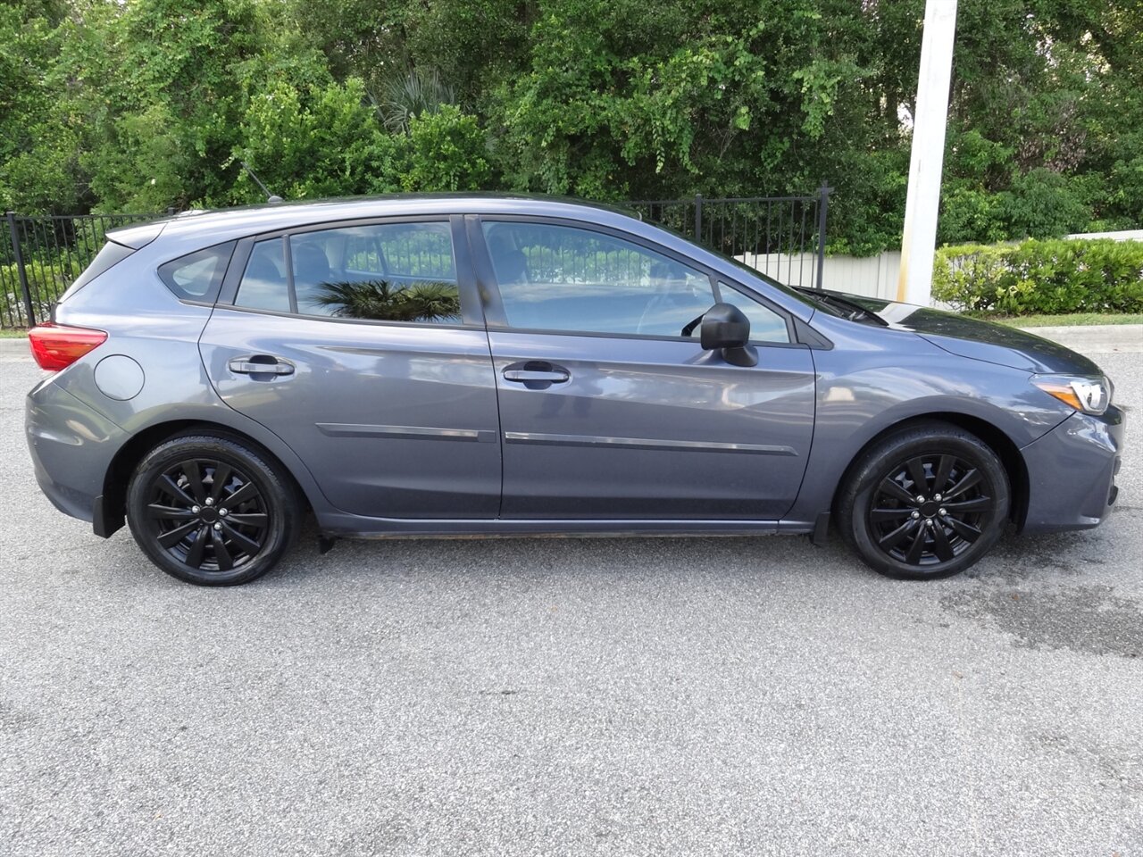 2017 Subaru Impreza 2.0i   - Photo 15 - Deland, FL 32720