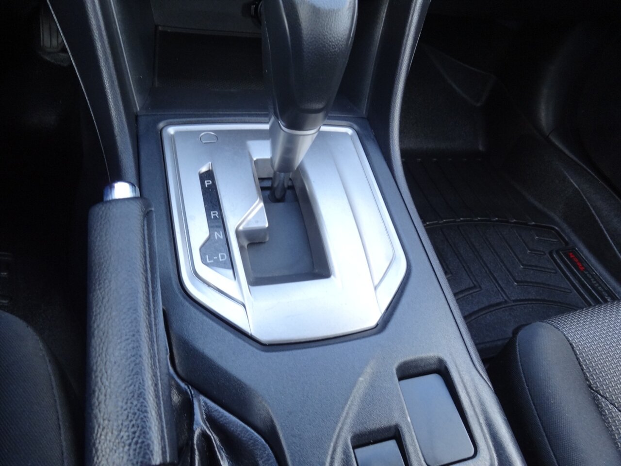 2017 Subaru Impreza 2.0i   - Photo 56 - Deland, FL 32720