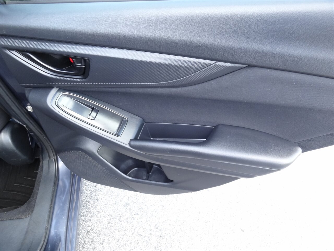 2017 Subaru Impreza 2.0i   - Photo 40 - Deland, FL 32720
