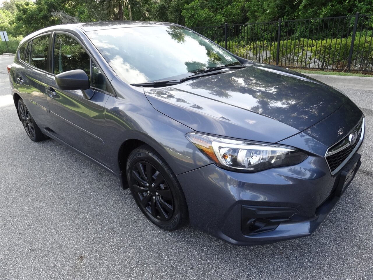 2017 Subaru Impreza 2.0i   - Photo 1 - Deland, FL 32720
