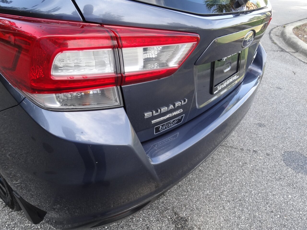 2017 Subaru Impreza 2.0i   - Photo 21 - Deland, FL 32720