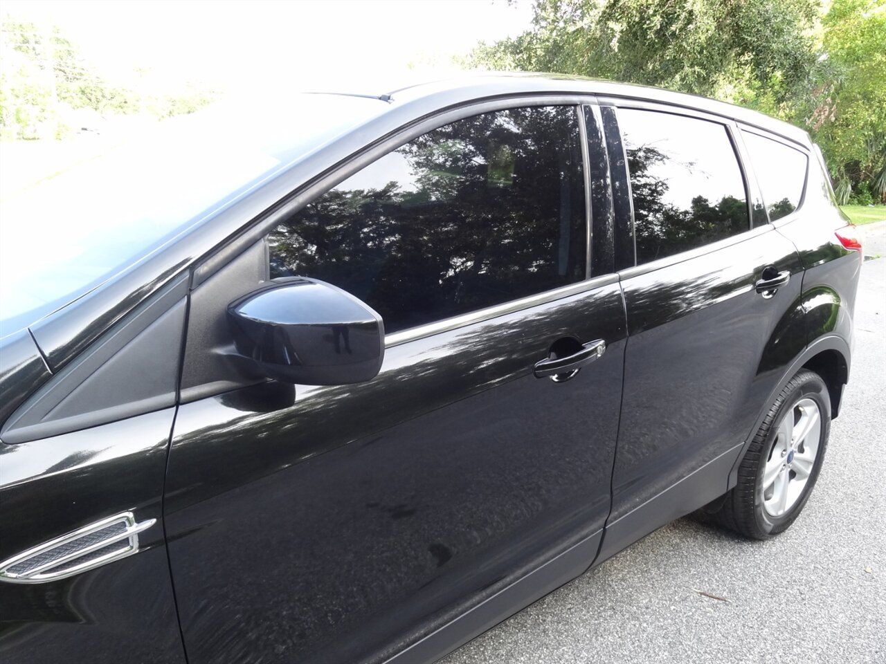 2014 Ford Escape SE - Photo 11 - Deland, FL 32720