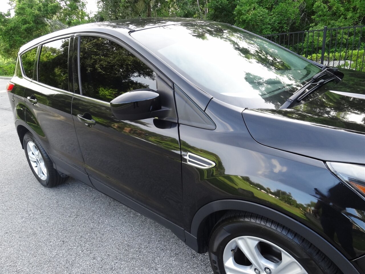 2014 Ford Escape SE - Photo 8 - Deland, FL 32720