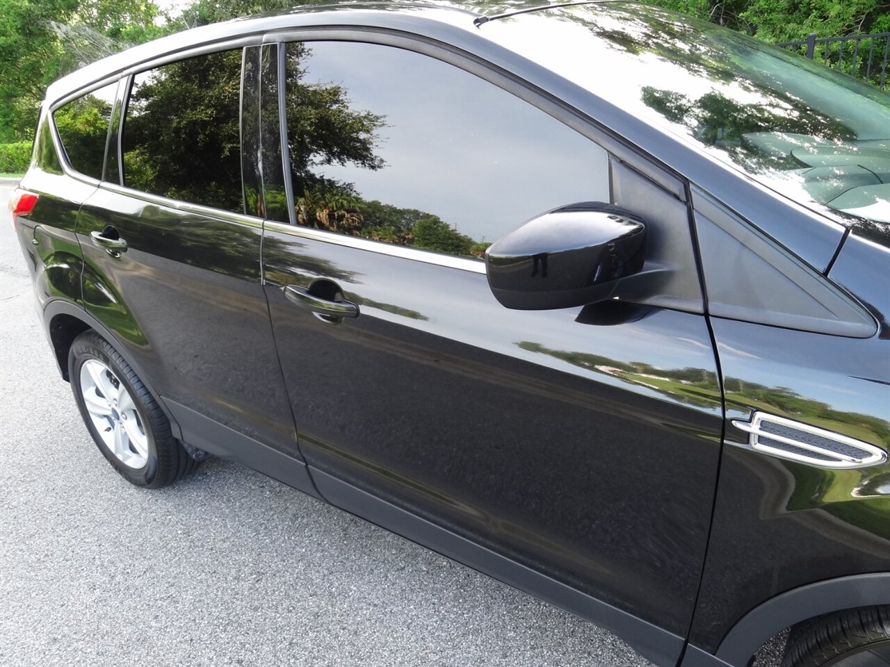 2014 Ford Escape SE - Photo 10 - Deland, FL 32720