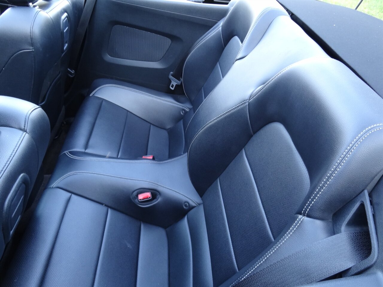 2015 Ford Mustang EcoBoost Premium   - Photo 40 - Deland, FL 32720