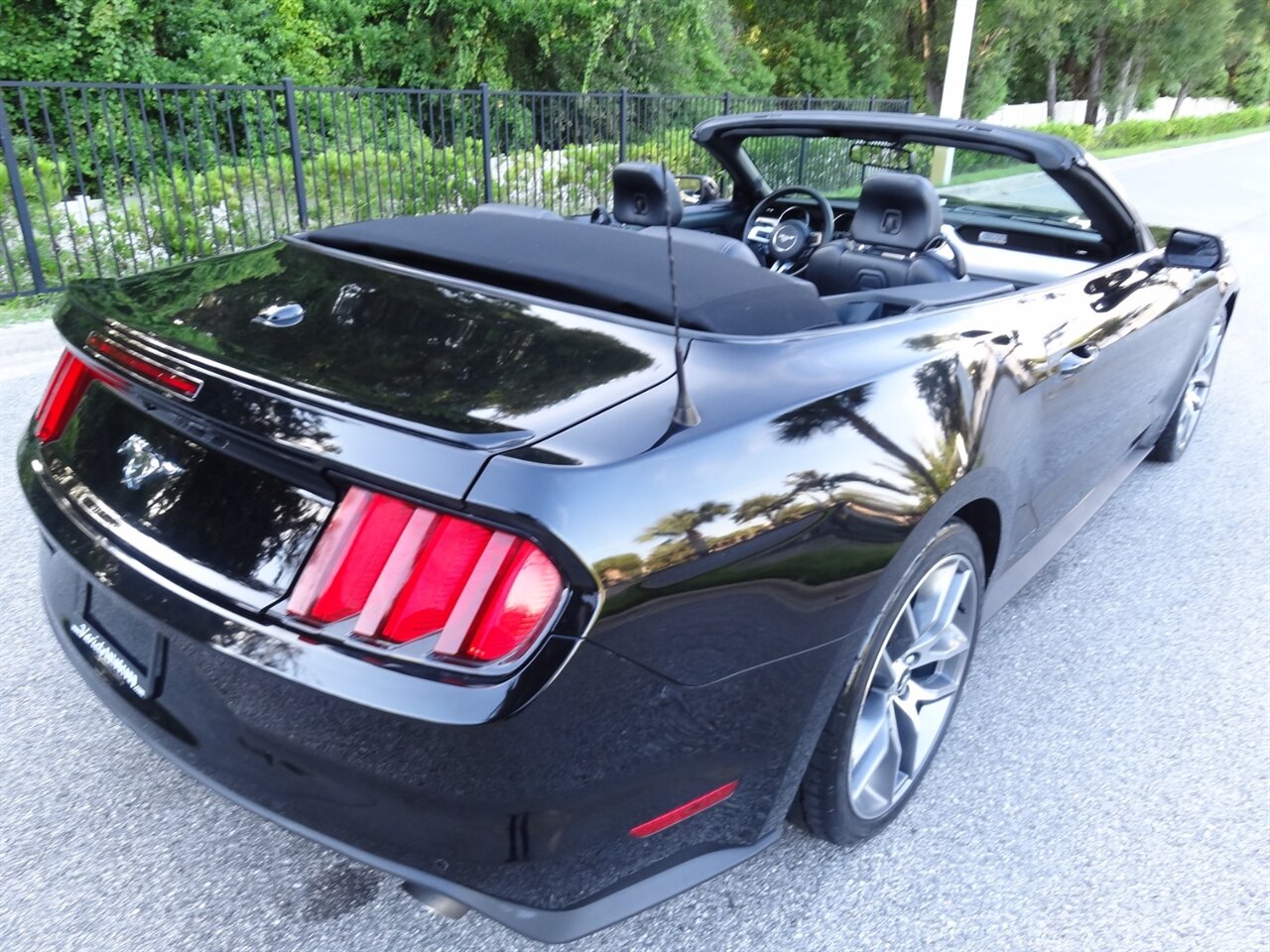 2015 Ford Mustang EcoBoost Premium   - Photo 5 - Deland, FL 32720