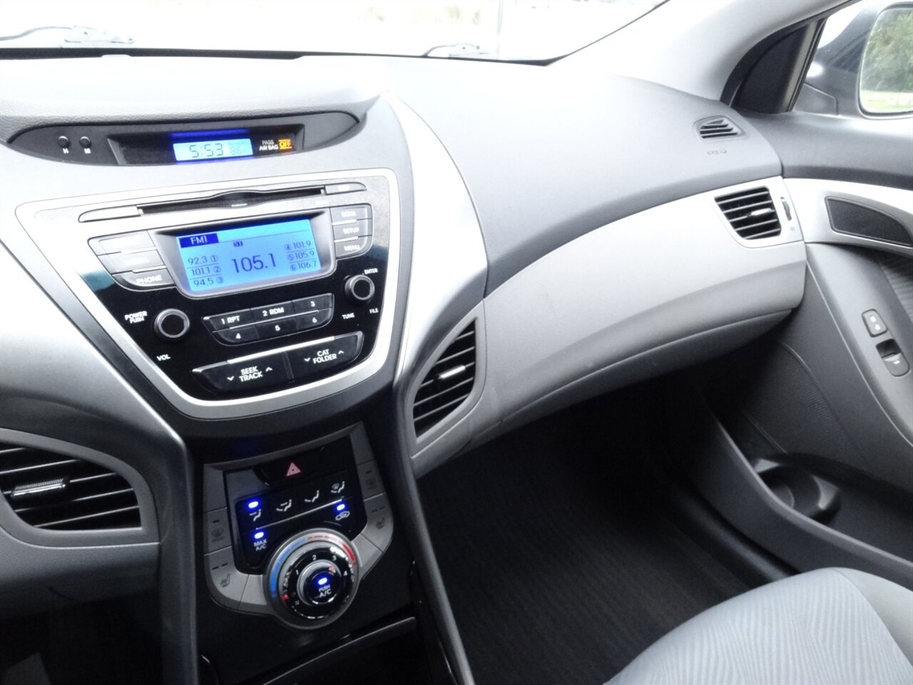 2013 Hyundai ELANTRA GLS - Photo 53 - Deland, FL 32720