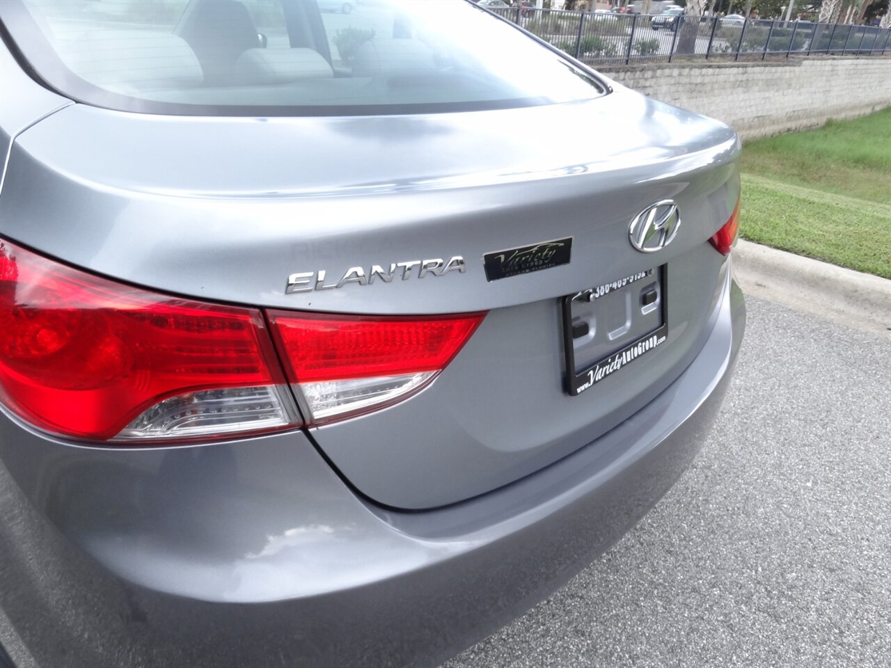 2013 Hyundai ELANTRA GLS - Photo 21 - Deland, FL 32720