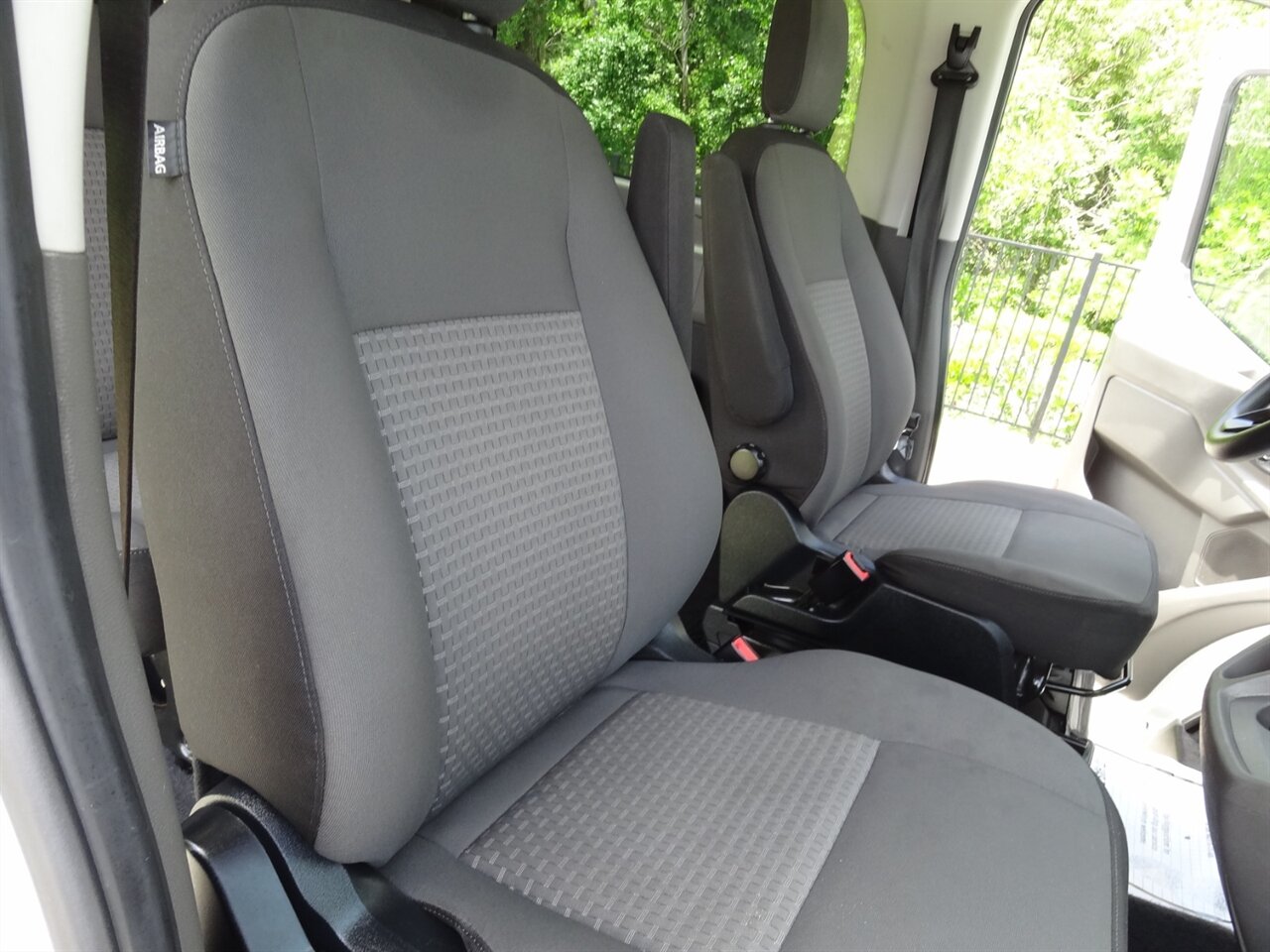 2021 Ford Transit 350 XLT 12 Passenger - Photo 46 - Deland, FL 32720