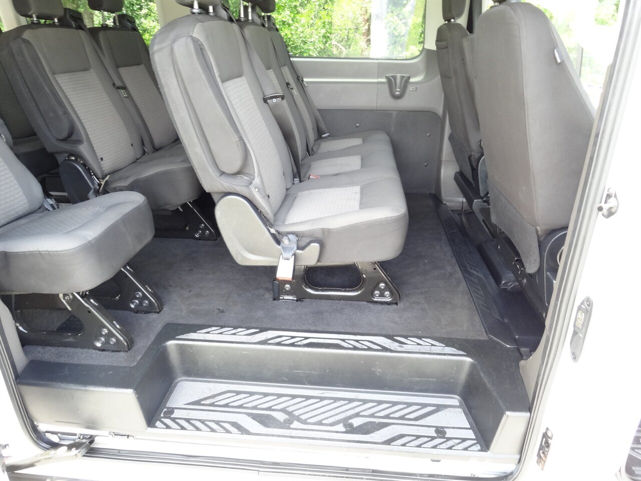 2021 Ford Transit 350 XLT 12 Passenger - Photo 42 - Deland, FL 32720