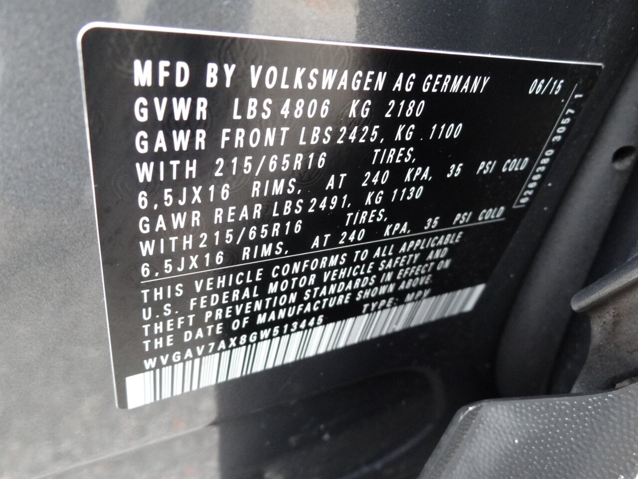 2016 Volkswagen Tiguan 2.0T S Premium - Photo 27 - Deland, FL 32720