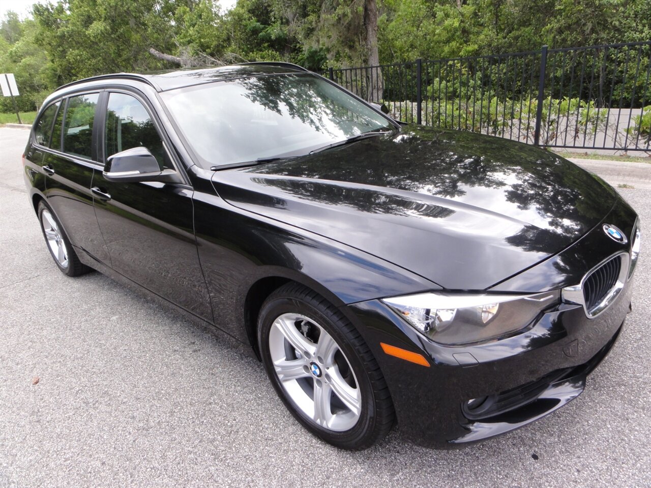 2014 BMW 328i xDrive  Premium sports wagon - Photo 1 - Deland, FL 32720