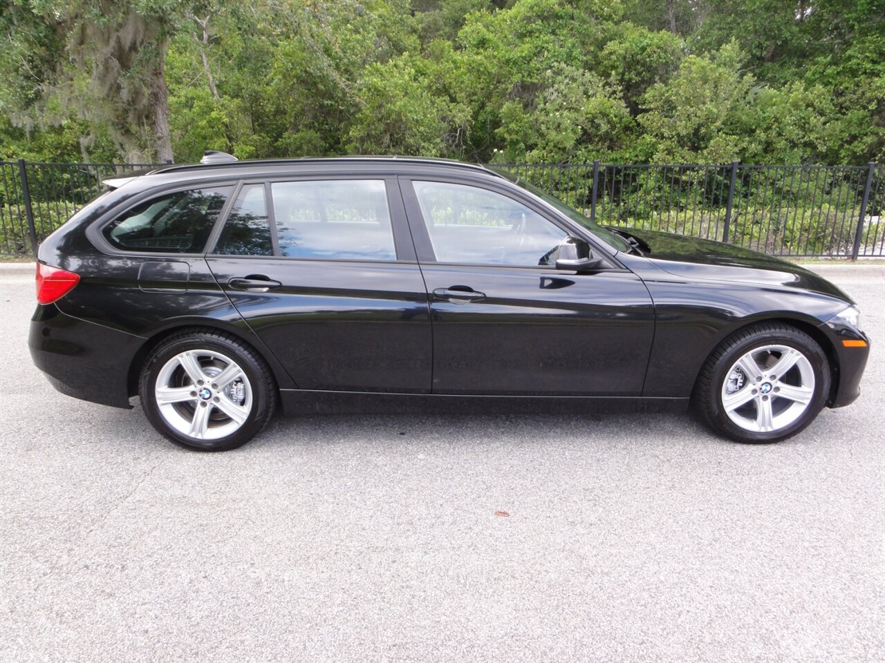 2014 BMW 328i xDrive  Premium sports wagon - Photo 15 - Deland, FL 32720