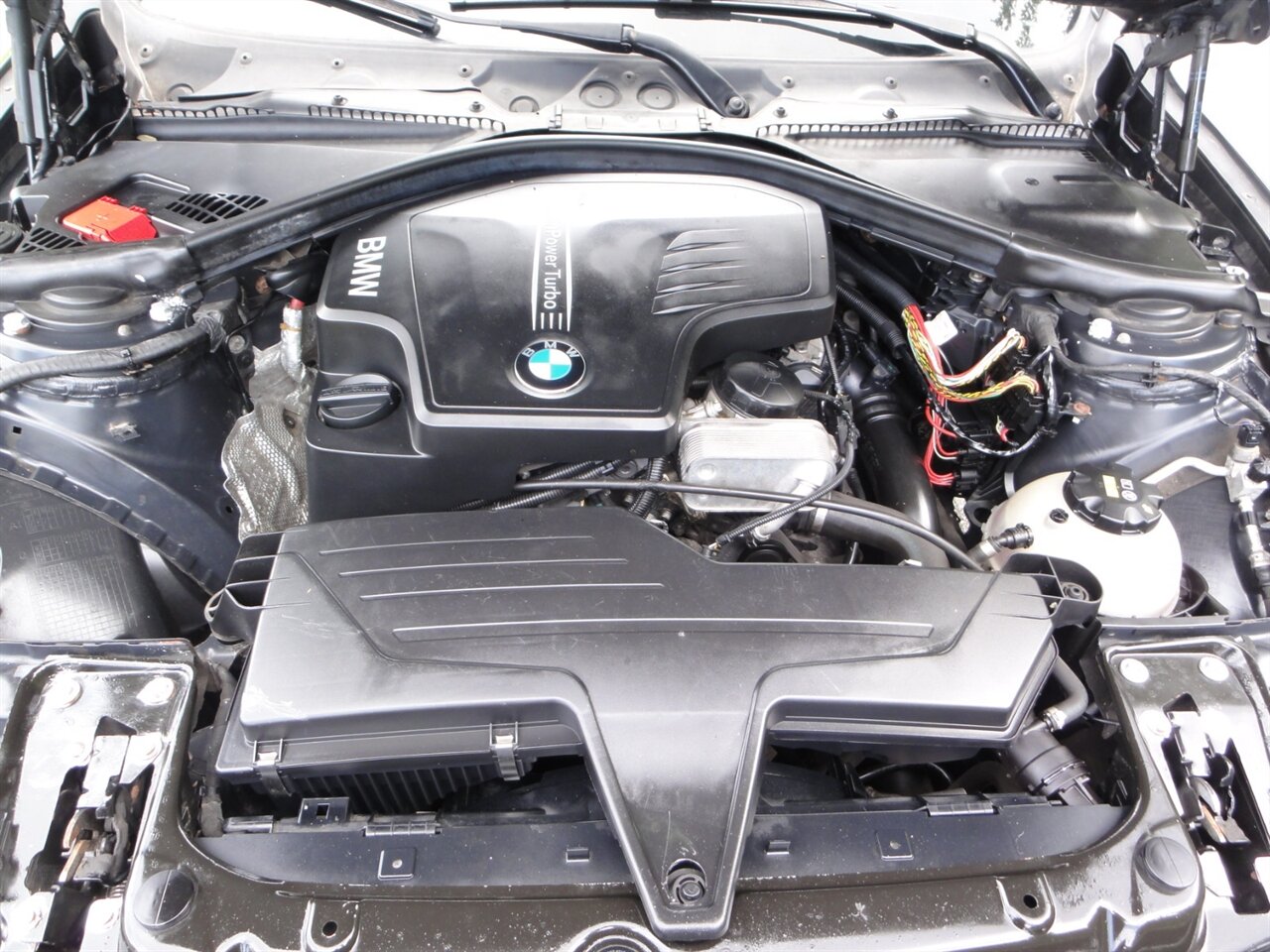 2014 BMW 328i xDrive  Premium sports wagon - Photo 27 - Deland, FL 32720