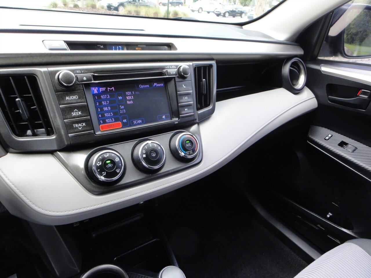 2013 Toyota RAV4 LE 4X4 - Photo 59 - Deland, FL 32720