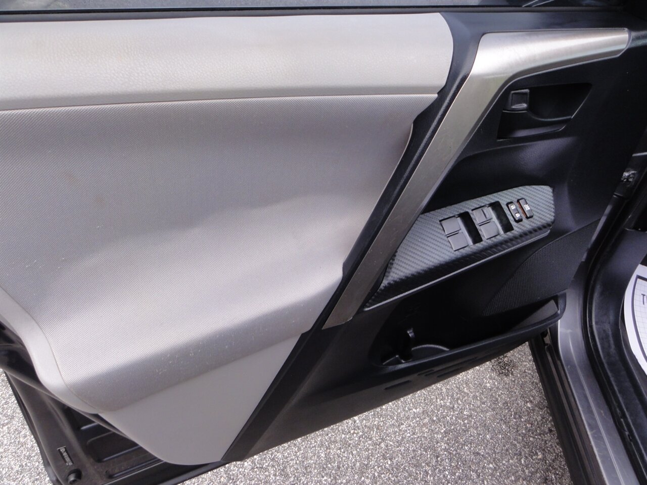2013 Toyota RAV4 LE 4X4 - Photo 31 - Deland, FL 32720