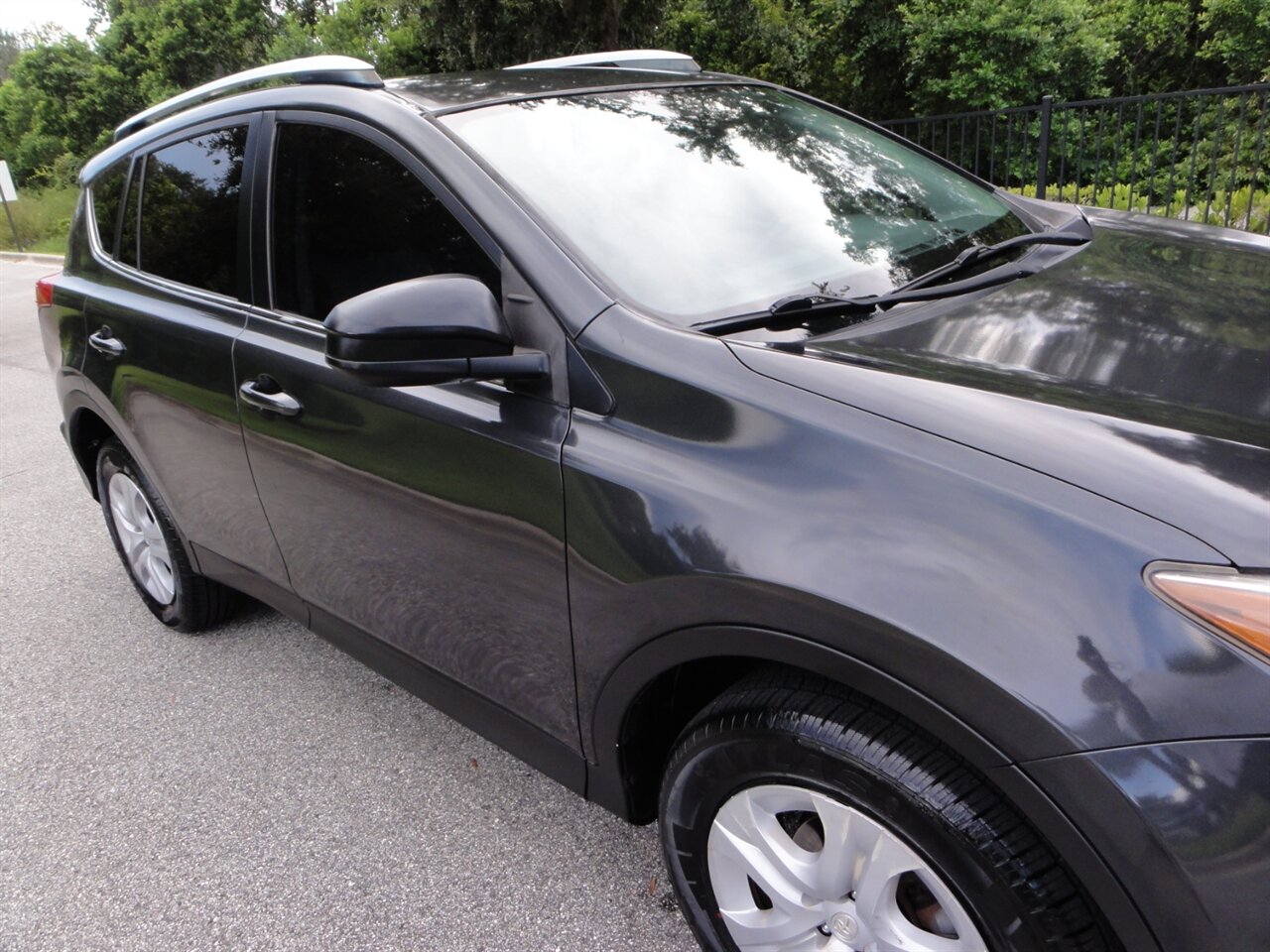2013 Toyota RAV4 LE 4X4 - Photo 8 - Deland, FL 32720