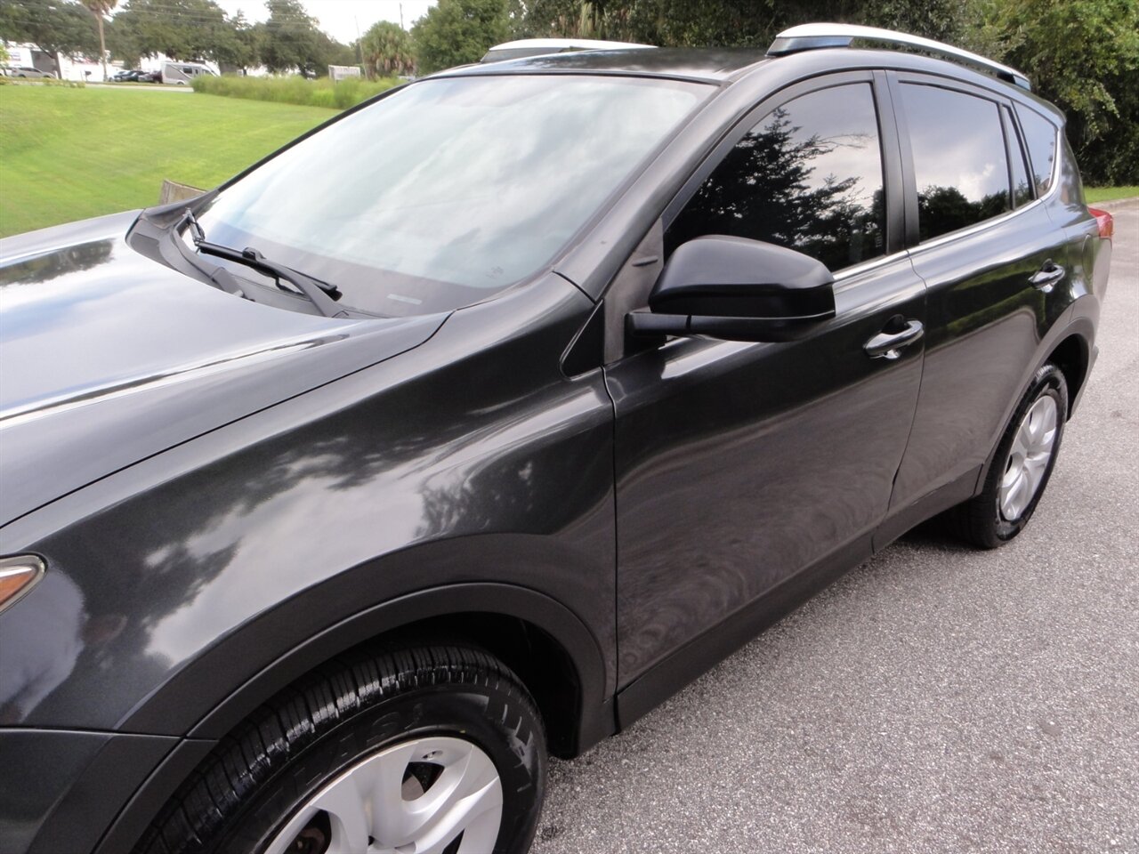2013 Toyota RAV4 LE 4X4 - Photo 9 - Deland, FL 32720