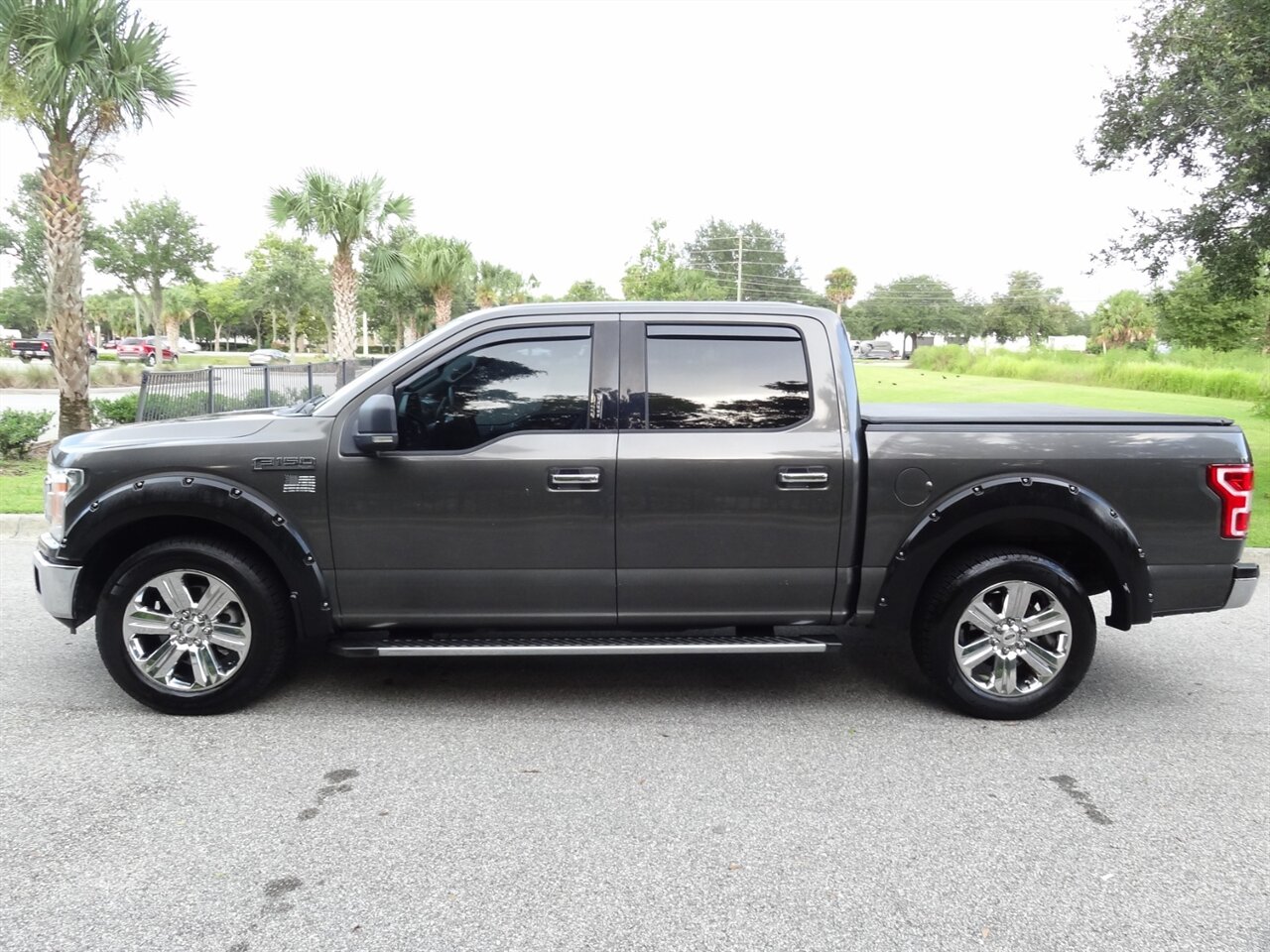 2018 Ford F-150 XLT Premium package - Photo 19 - Deland, FL 32720