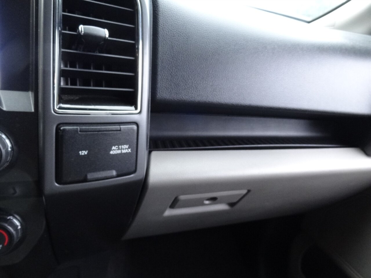 2018 Ford F-150 XLT Premium package - Photo 63 - Deland, FL 32720