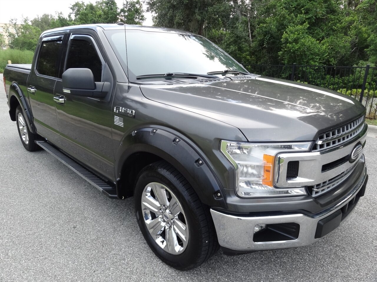 2018 Ford F-150 XLT Premium package - Photo 1 - Deland, FL 32720