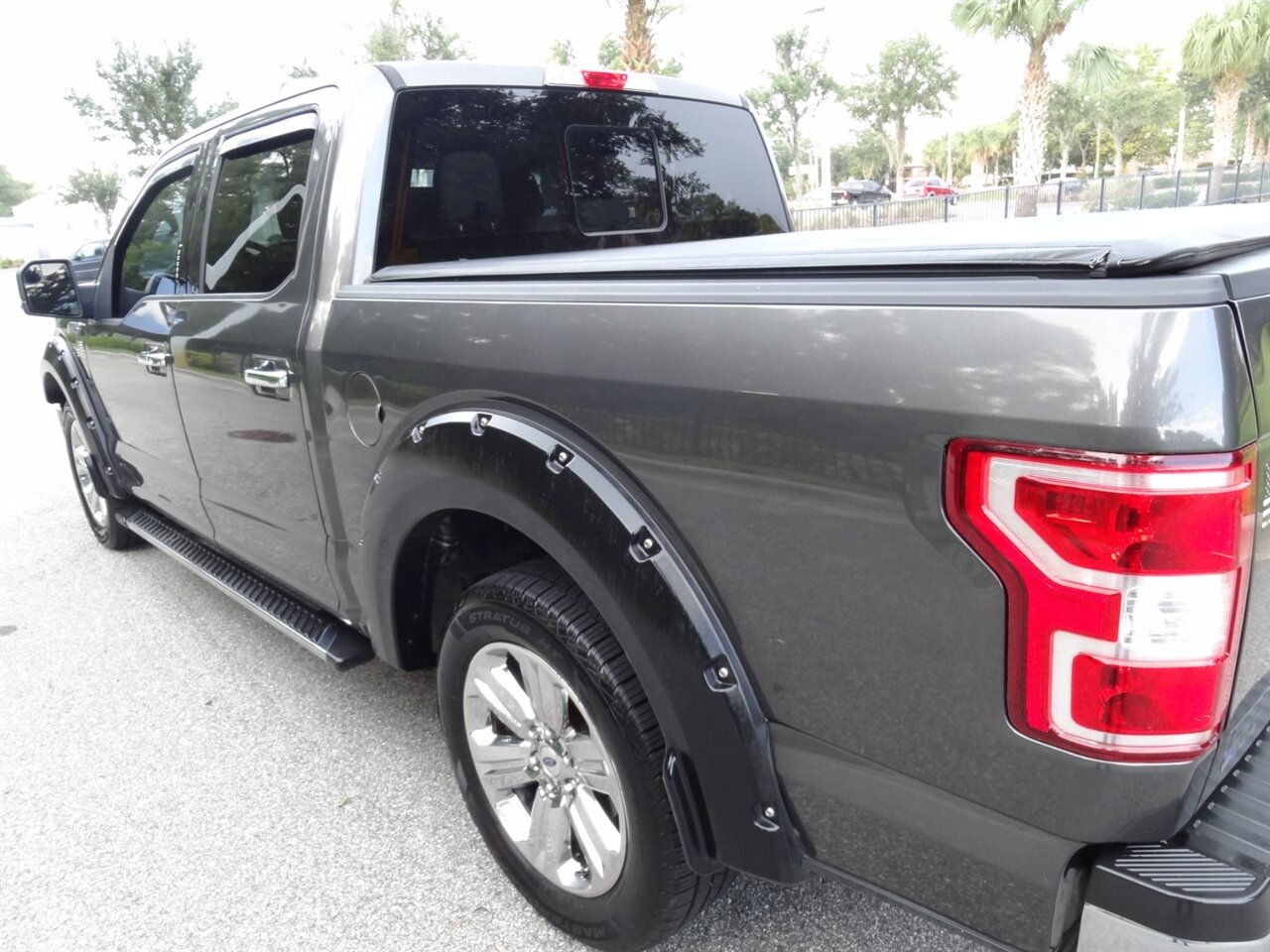2018 Ford F-150 XLT Premium package - Photo 14 - Deland, FL 32720