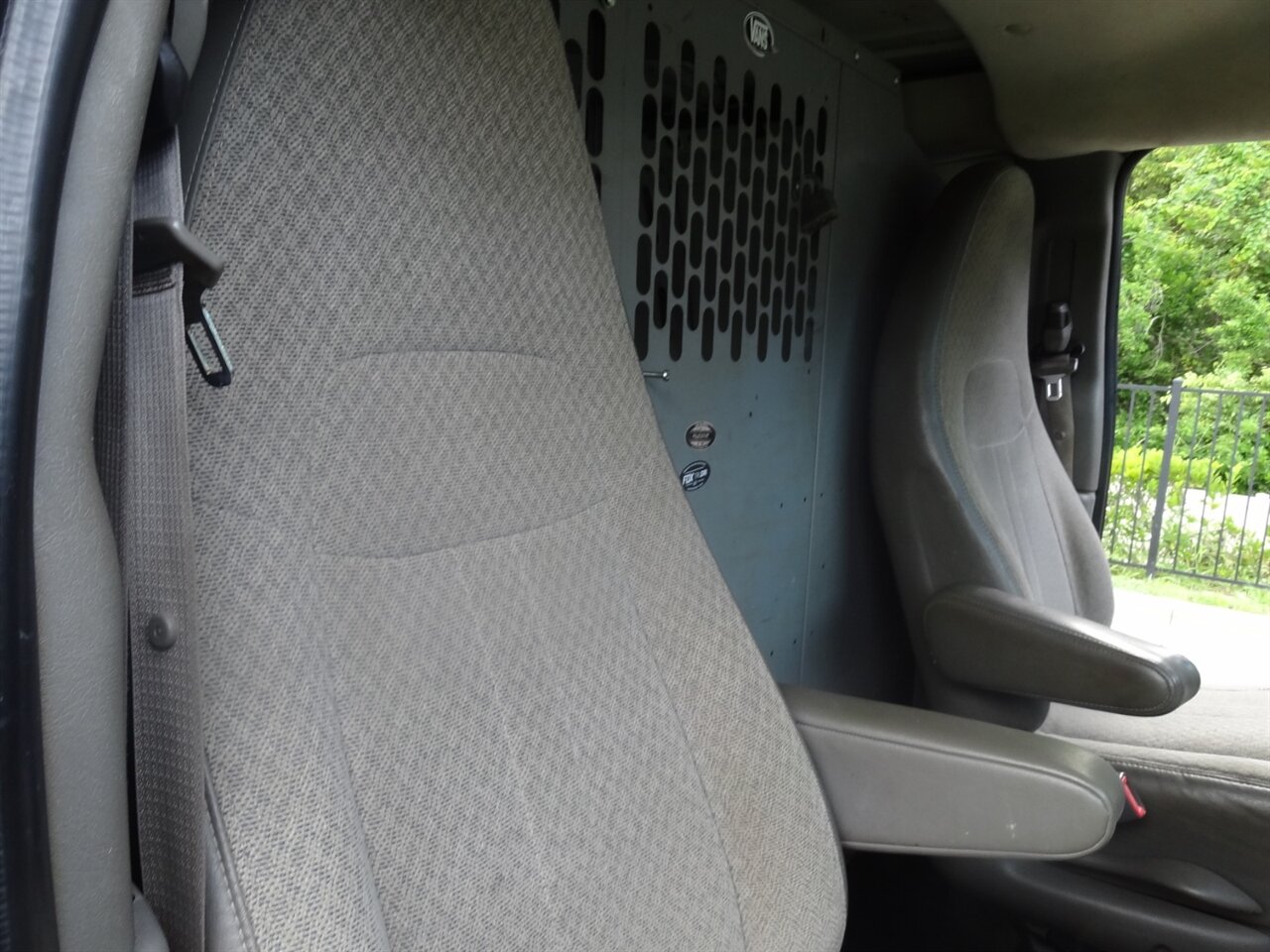 2013 Chevrolet Express 1500  Cargo - Photo 40 - Deland, FL 32720