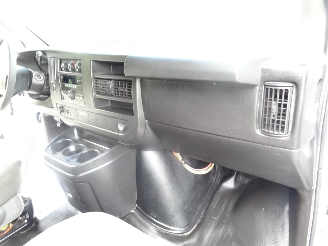 2013 Chevrolet Express 1500  Cargo - Photo 41 - Deland, FL 32720