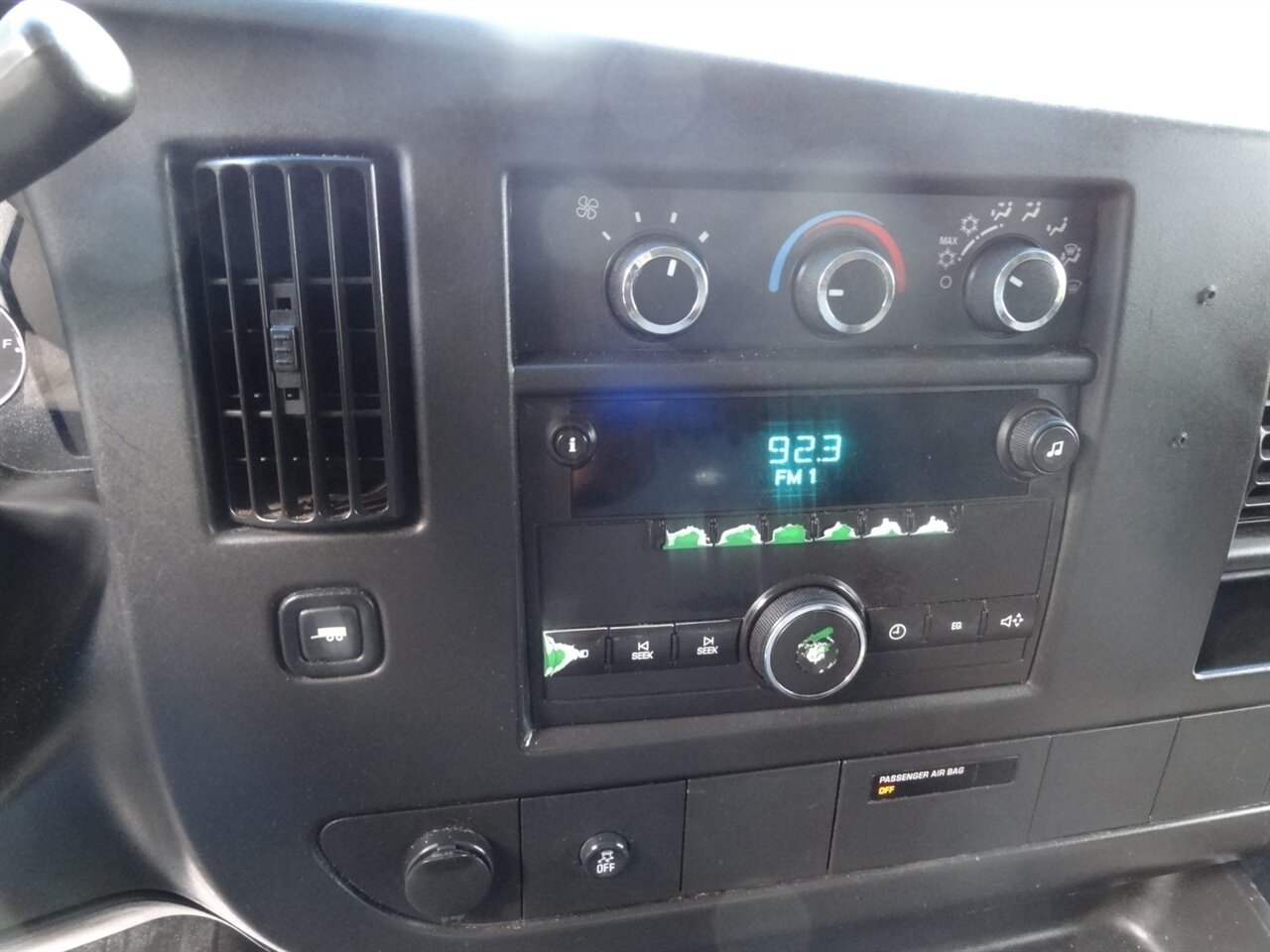 2013 Chevrolet Express 1500  Cargo - Photo 48 - Deland, FL 32720
