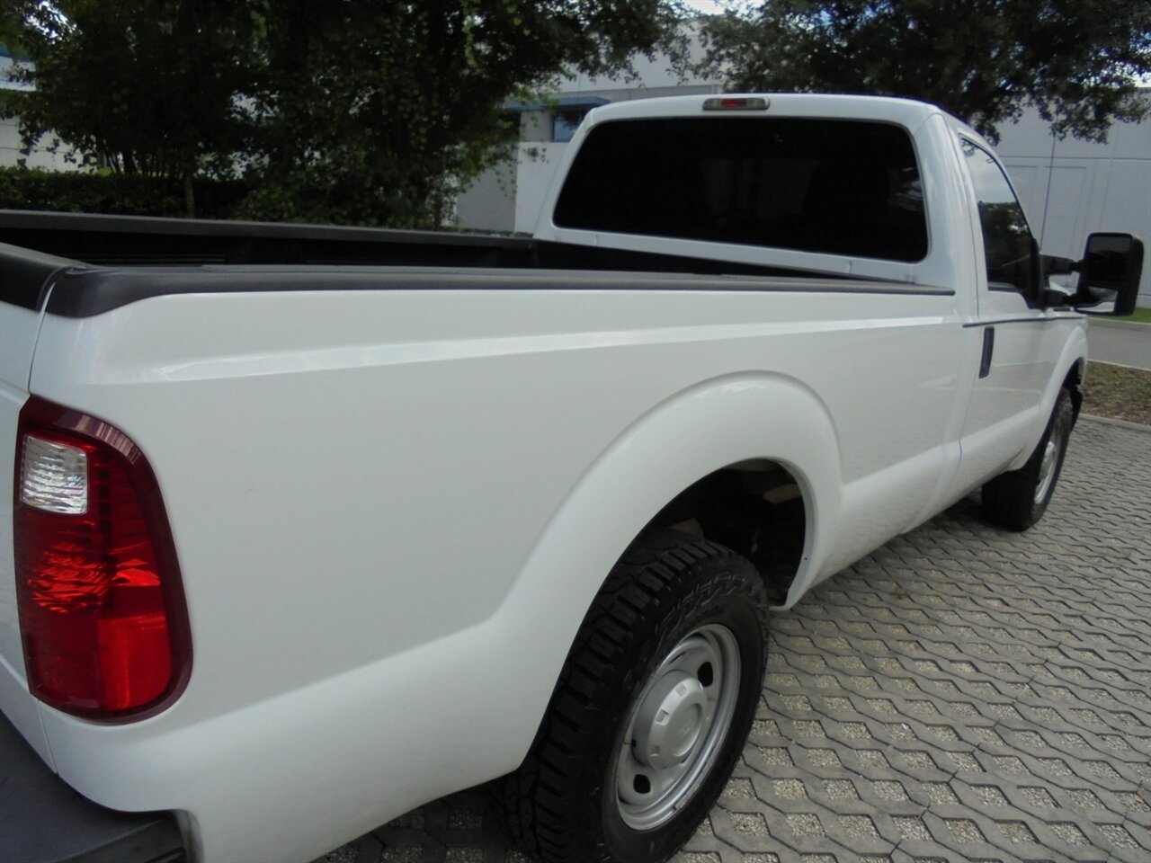 2013 Ford F-250 Super Duty XL  CNG - Photo 13 - Deland, FL 32720