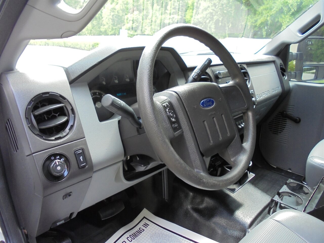 2013 Ford F-250 Super Duty XL  CNG - Photo 38 - Deland, FL 32720