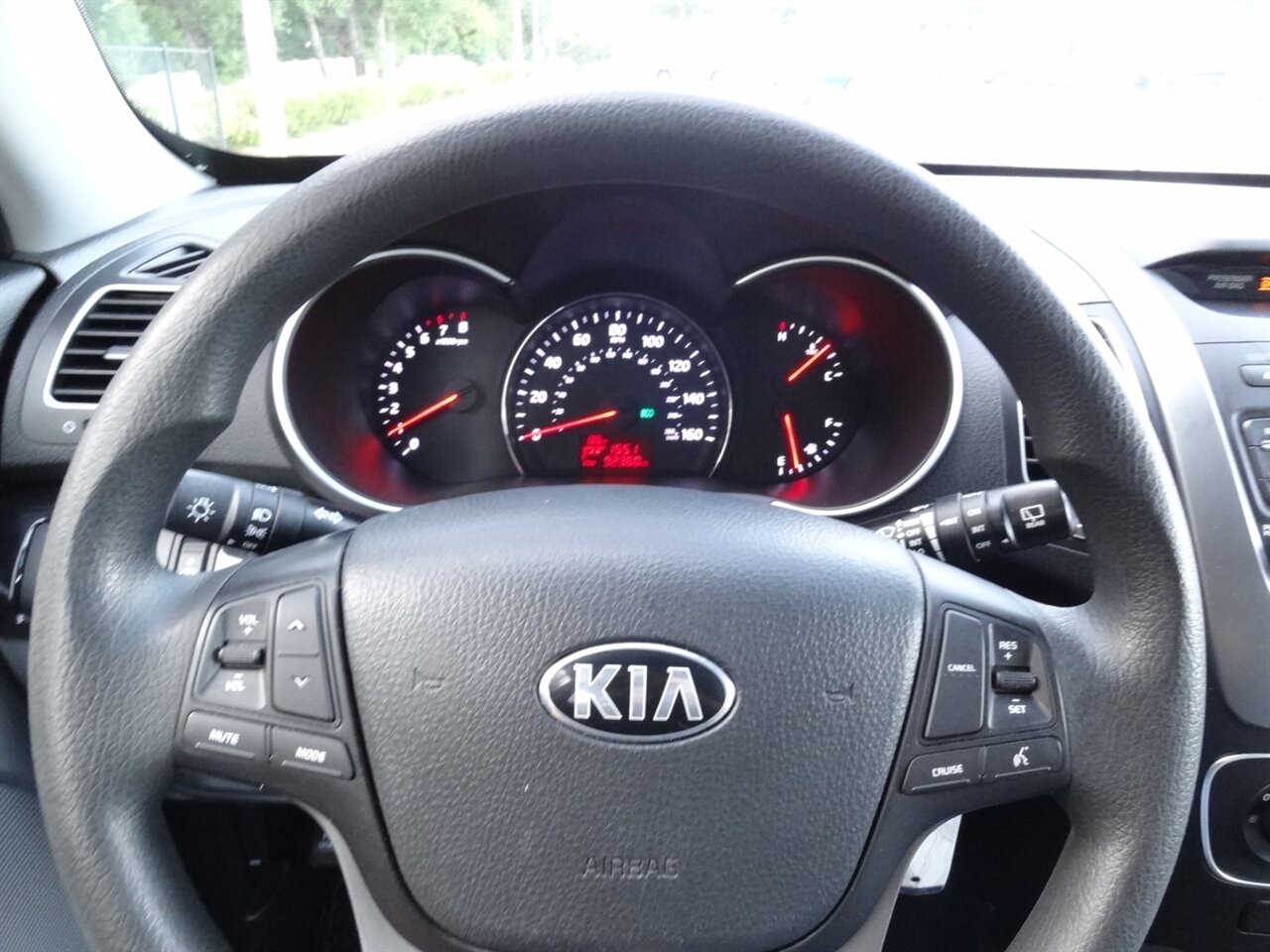 2014 Kia Sorento LX   - Photo 45 - Deland, FL 32720