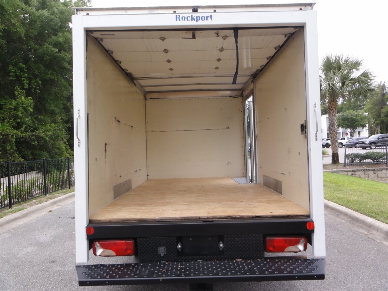 2017 Mercedes-Benz Sprinter 3500XD  BOX truck - Photo 33 - Deland, FL 32720
