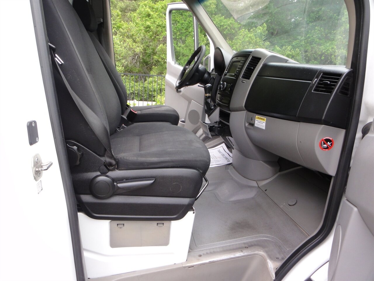 2017 Mercedes-Benz Sprinter 3500XD  BOX truck - Photo 44 - Deland, FL 32720