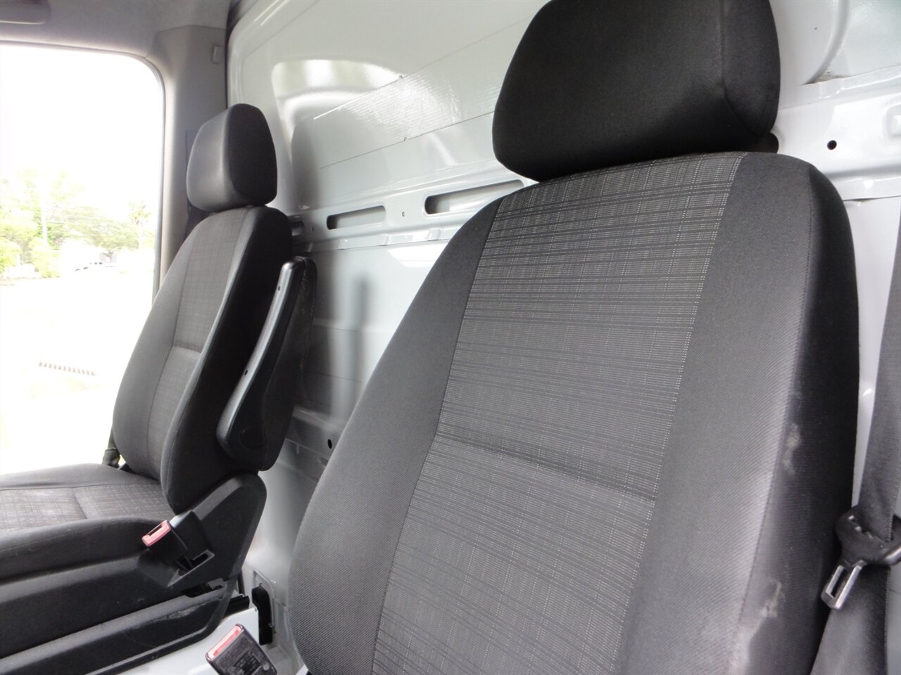 2017 Mercedes-Benz Sprinter 3500XD  BOX truck - Photo 41 - Deland, FL 32720