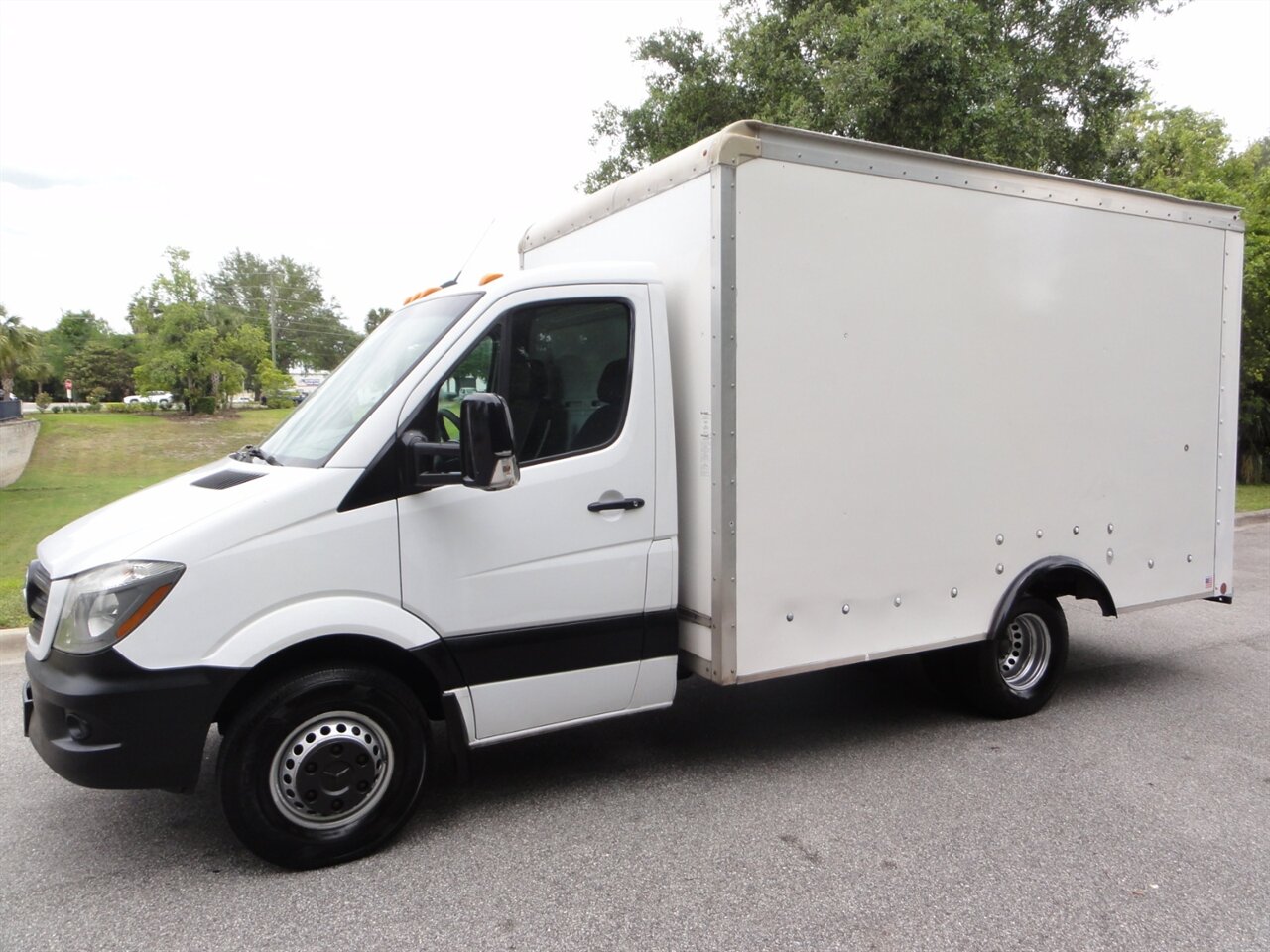 2017 Mercedes-Benz Sprinter 3500XD  BOX truck - Photo 6 - Deland, FL 32720