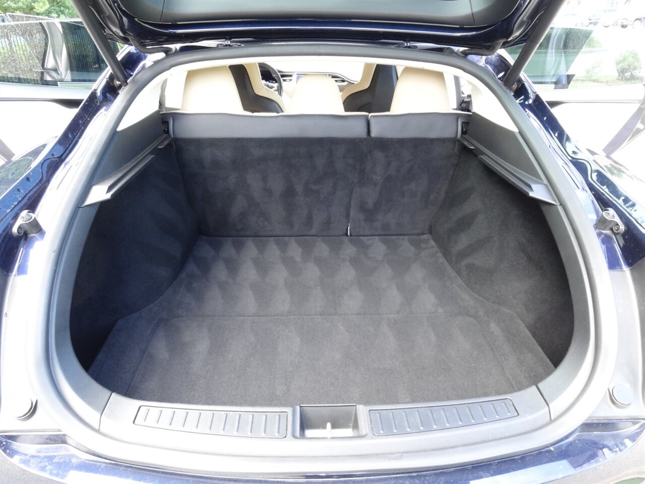 2015 Tesla Model S 60  Premium - Photo 24 - Deland, FL 32720
