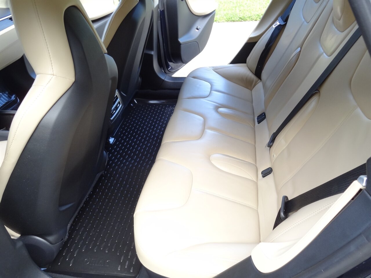 2015 Tesla Model S 60  Premium - Photo 31 - Deland, FL 32720