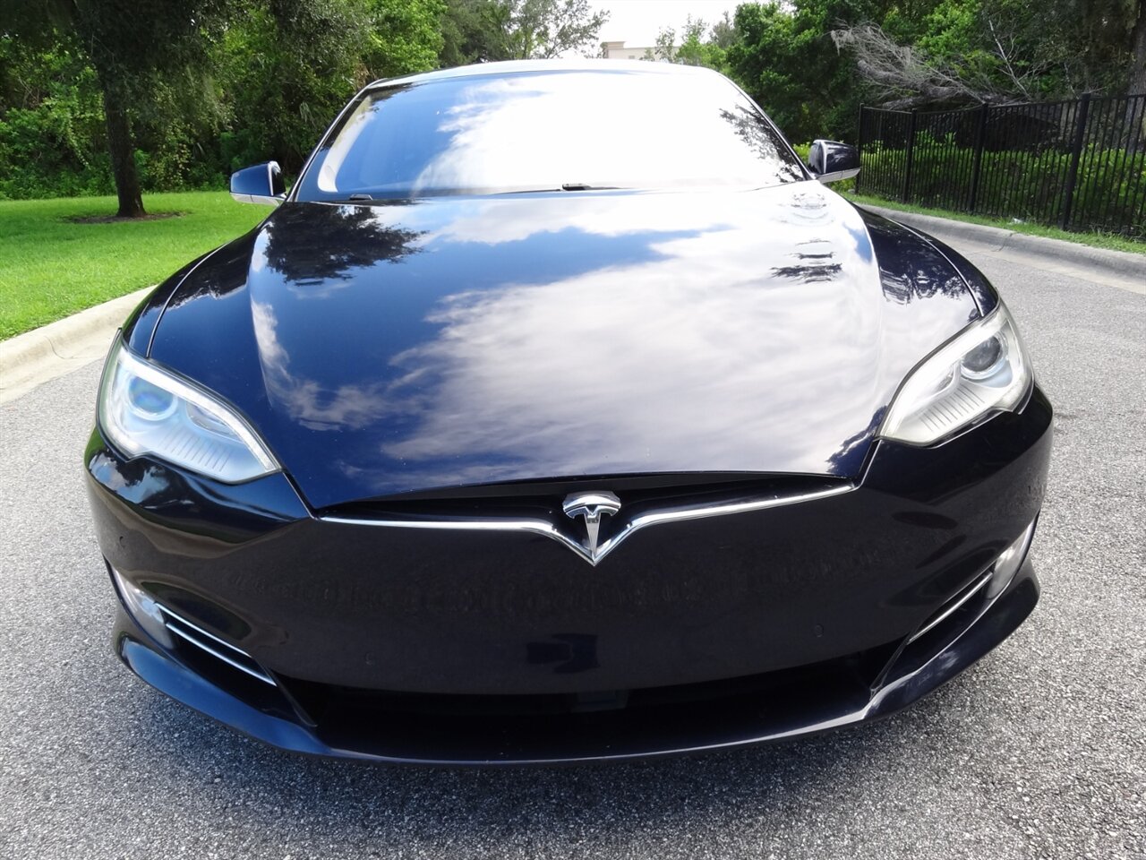 2015 Tesla Model S 60  Premium - Photo 5 - Deland, FL 32720