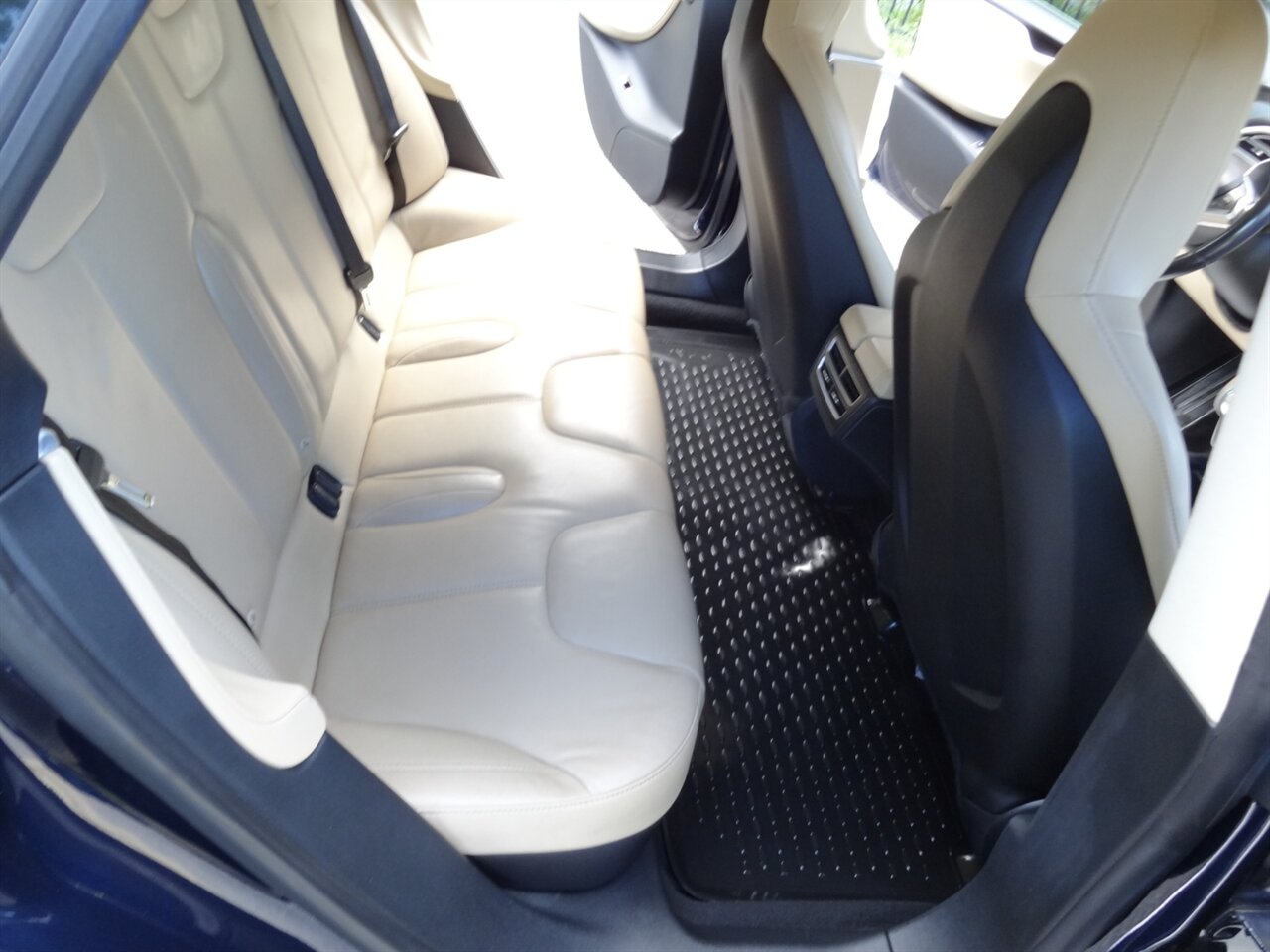 2015 Tesla Model S 60  Premium - Photo 33 - Deland, FL 32720