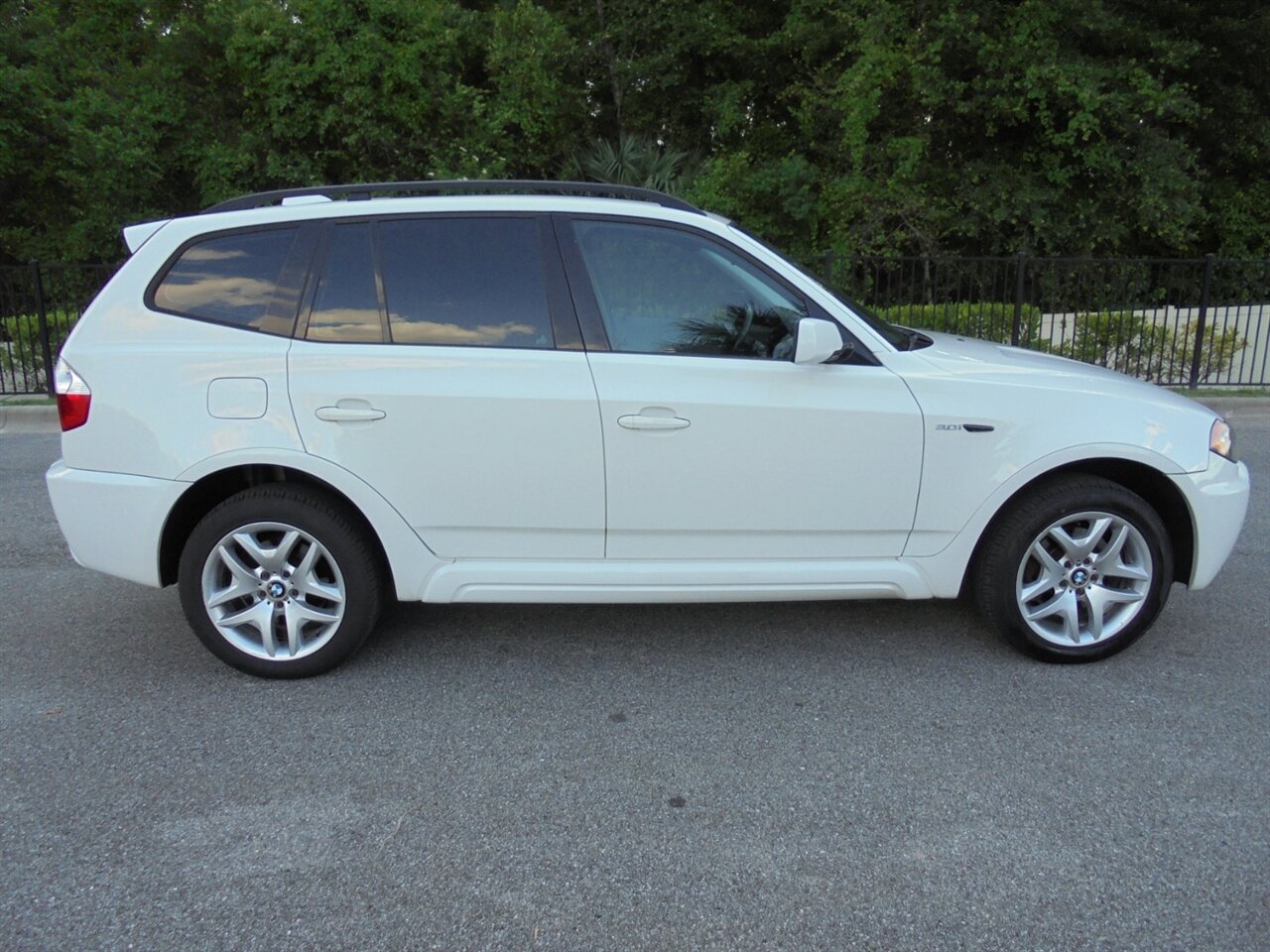 2006 BMW X3 3.0i  Premium AWD - Photo 12 - Deland, FL 32720