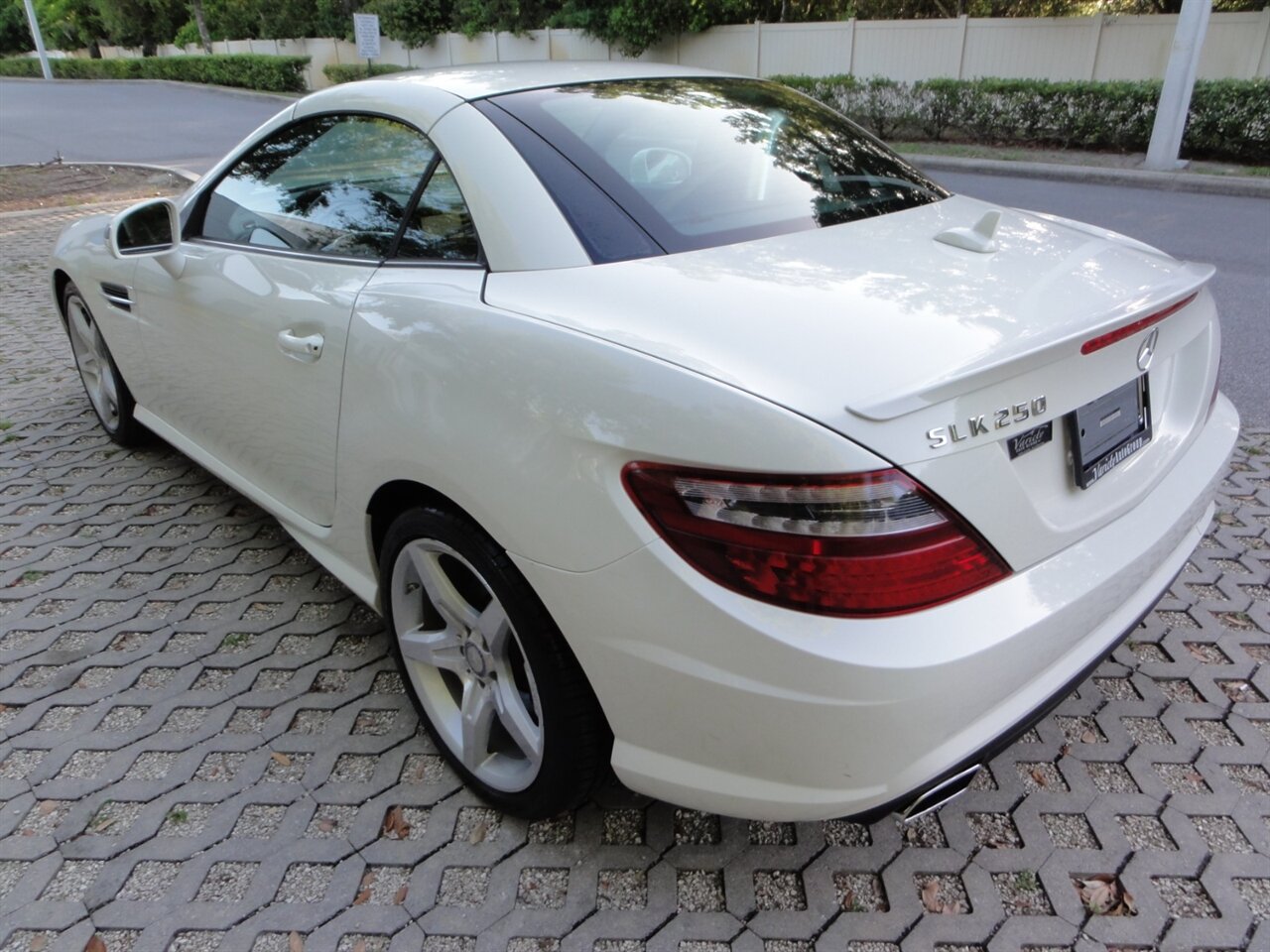 2012 Mercedes-Benz SLK SLK 250  Premium - Photo 8 - Deland, FL 32720